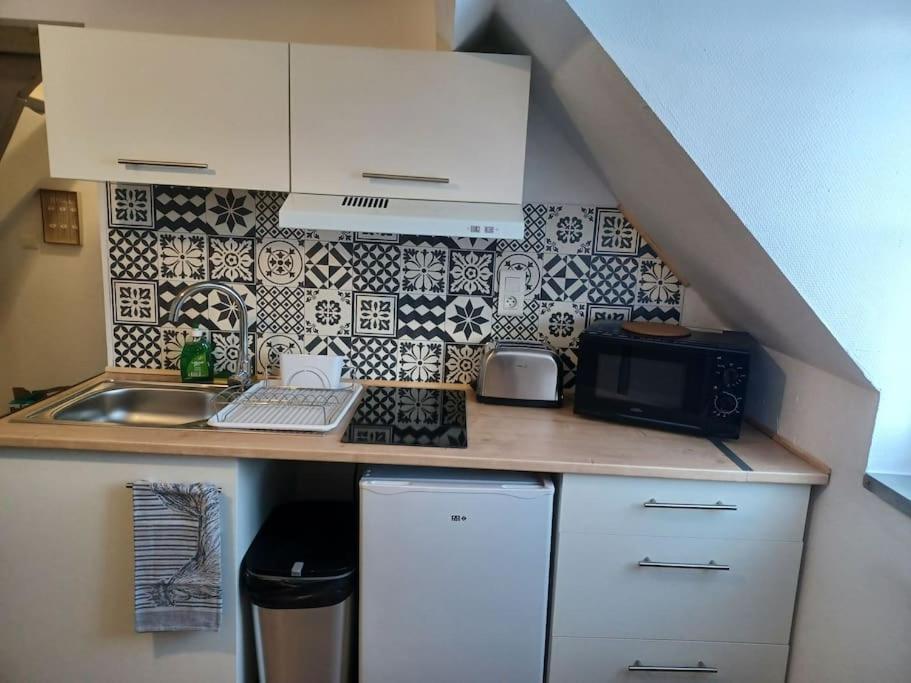 Apartamento Le Citadin Aeroport Beauvais Paris Exterior foto
